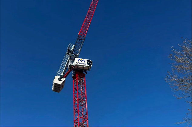 Mantis Cranes UK Image